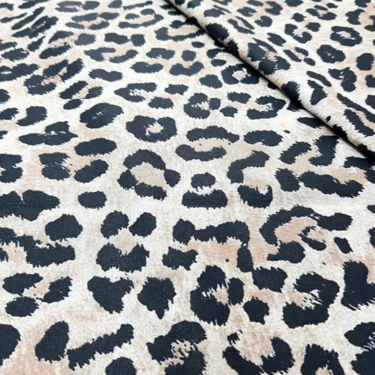 Bumbac leopard